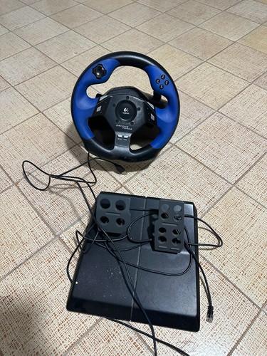 Volante logitech driving force - driving,